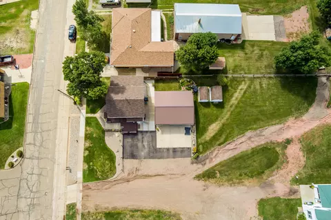 620 Summit Ave, Hebron, ND 58638 photo 4