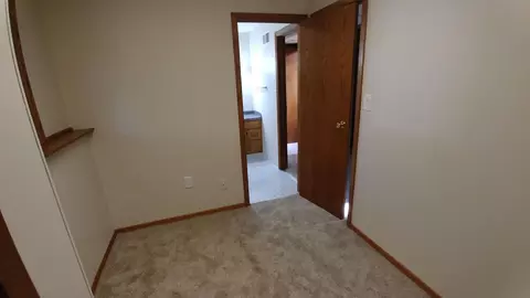1600 E Omaha Dr, Bismarck, ND 58504 photo 49
