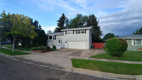 1600 E Omaha Dr, Bismarck, ND 58504 photo 21