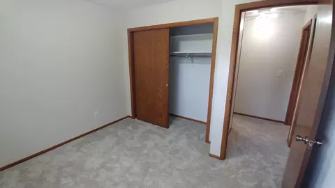 1600 E Omaha Dr, Bismarck, ND 58504 photo 28