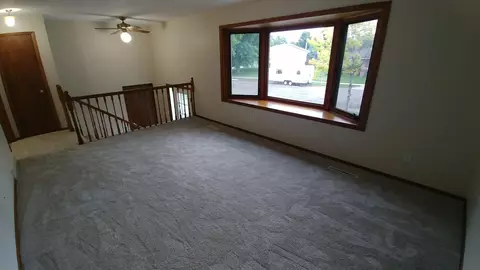 1600 E Omaha Dr, Bismarck, ND 58504 photo 5