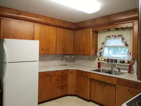 26 E 4th Ave, Turtle Lake, ND 58575 photo 2