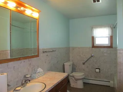 26 E 4th Ave, Turtle Lake, ND 58575 photo 6