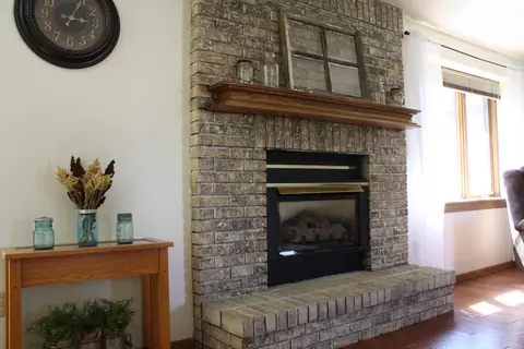 1983 E Capitol Ave, Bismarck, ND 58501 photo 4