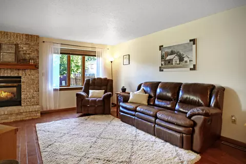 1983 E Capitol Ave, Bismarck, ND 58501 photo 3