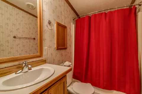 1726 N Valley Loop, Bismarck, ND 58503 photo 24