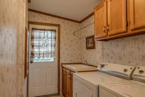 1726 N Valley Loop, Bismarck, ND 58503 photo 17