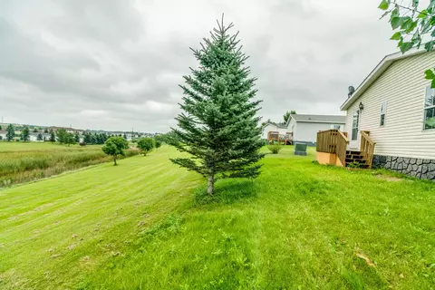 1726 N Valley Loop, Bismarck, ND 58503 photo 35