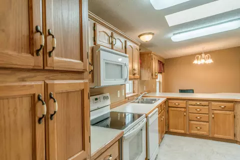 1726 N Valley Loop, Bismarck, ND 58503 photo 10