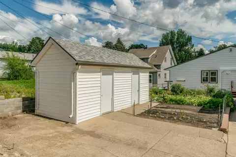 903 5th Ave NW, Mandan, ND 58554 photo 4