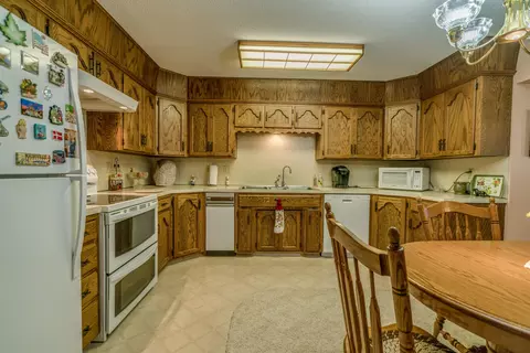 903 5th Ave NW, Mandan, ND 58554 photo 12
