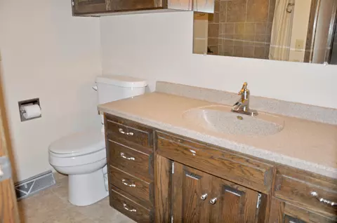 2518 E Boulevard Ave, Bismarck, ND 58501 photo 18