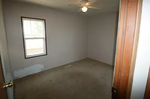 310 2nd St NE, Mandan, ND 58554 photo 7