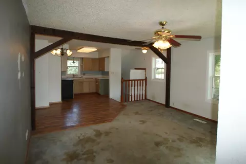 310 2nd St NE, Mandan, ND 58554 photo 5