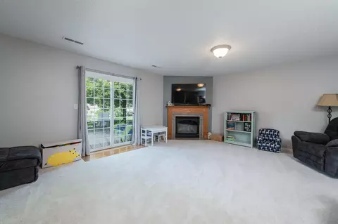 4466 Turnbow Ln, Bismarck, ND 58503 photo 15
