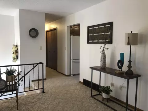706 3rd Ave NE, Mandan, ND 58554 photo 5