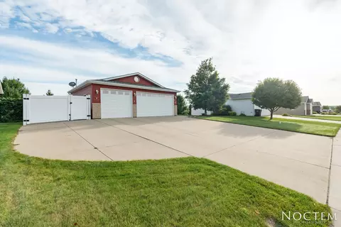 4620 Kost Dr, Bismarck, ND 58503 photo 28