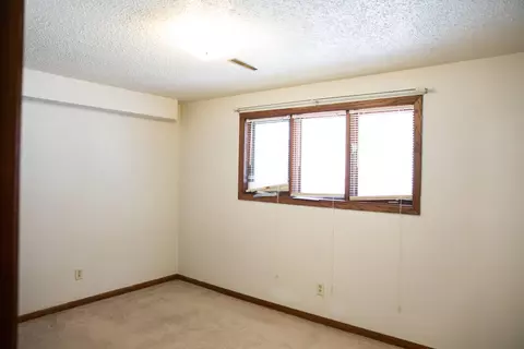 711 N 3rd St, Bismarck, ND 58501 photo 7