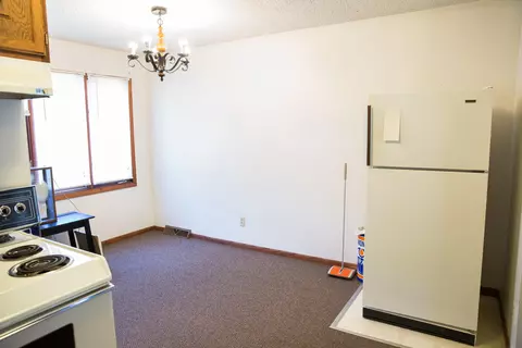 711 N 3rd St, Bismarck, ND 58501 photo 5