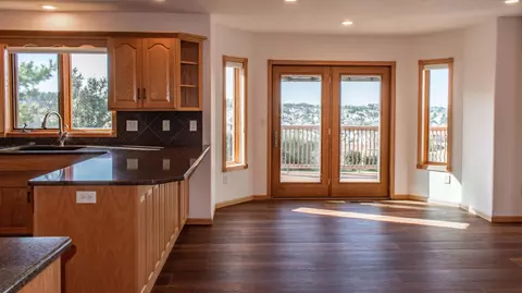 735 Saddle Ridge Rd, Bismarck, ND 58503 photo 8