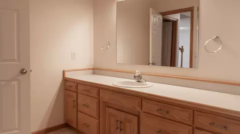 735 Saddle Ridge Rd, Bismarck, ND 58503 photo 31