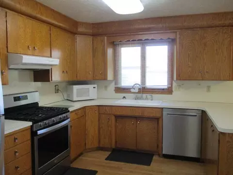 90 S Avenue Ave W, Turtle Lake, ND 58575 photo 3
