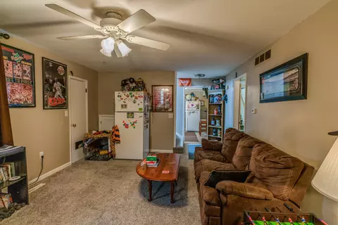 2005 E Ave E, Bismarck, ND 58501 photo 23