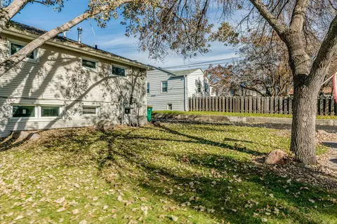 2005 E Ave E, Bismarck, ND 58501 photo 43