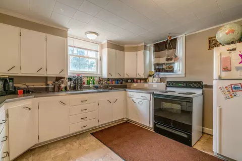 2005 E Ave E, Bismarck, ND 58501 photo 21