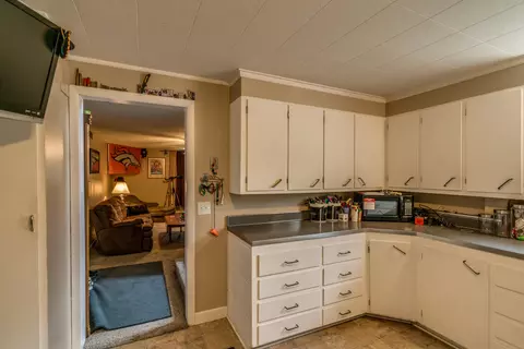 2005 E Ave E, Bismarck, ND 58501 photo 20