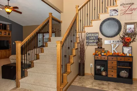 4433 Boulder Ridge Rd, Bismarck, ND 58503 photo 6
