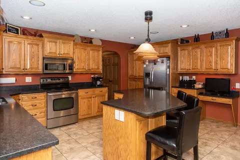 4433 Boulder Ridge Rd, Bismarck, ND 58503 photo 17