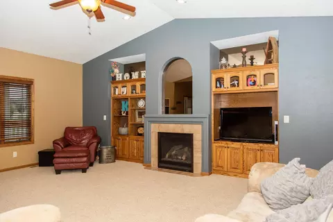 4433 Boulder Ridge Rd, Bismarck, ND 58503 photo 8