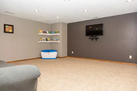 4433 Boulder Ridge Rd, Bismarck, ND 58503 photo 36