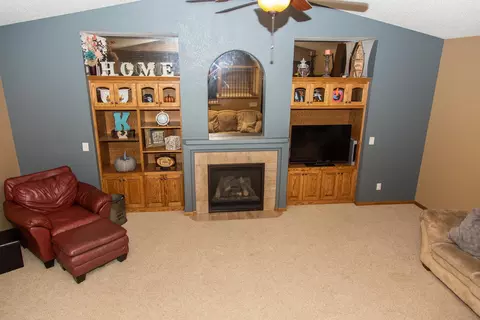 4433 Boulder Ridge Rd, Bismarck, ND 58503 photo 10