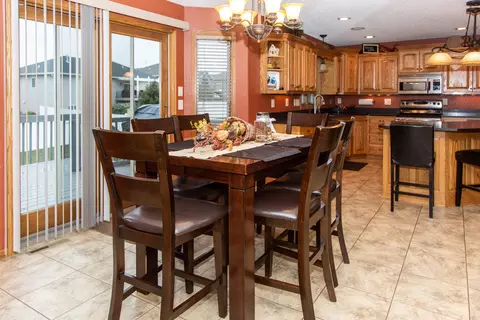 4433 Boulder Ridge Rd, Bismarck, ND 58503 photo 16
