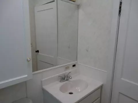 409 14th St S, Bismarck, ND 58504 photo 8