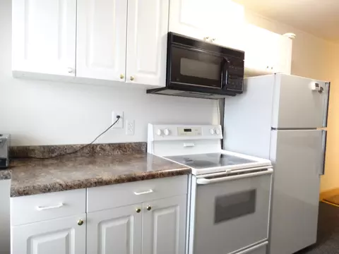 409 14th St S, Bismarck, ND 58504 photo 17