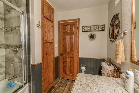 949 Riverview Ave, Bismarck, ND 58501 photo 13
