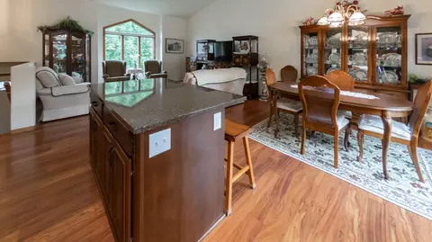 917 Alberta Ave, Bismarck, ND 58503 photo 6