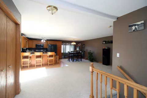 207 5th Ave NE, Mandan, ND 58554 photo 7
