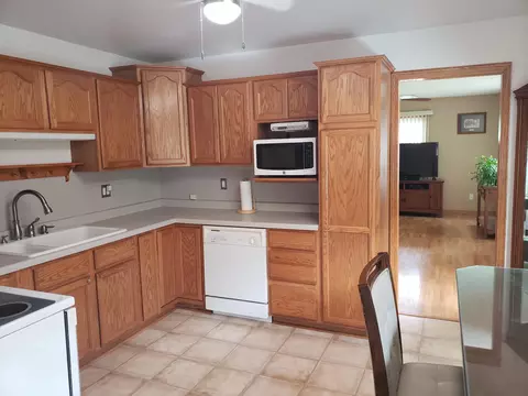 703 5th Ave NW, Mandan, ND 58554 photo 7
