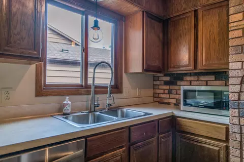 418 E Brandon Dr, Bismarck, ND 58503 photo 14