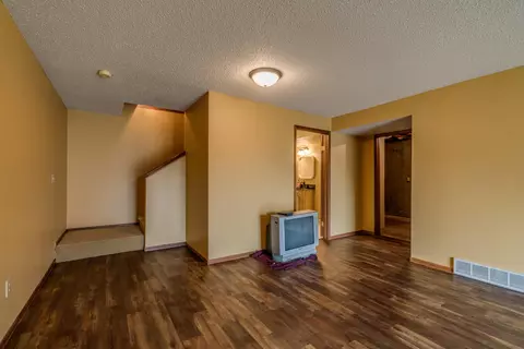 418 E Brandon Dr, Bismarck, ND 58503 photo 23
