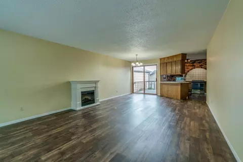 418 E Brandon Dr, Bismarck, ND 58503 photo 9