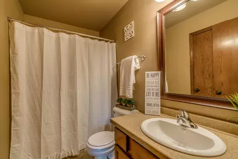 407 90th Ave NE, Bismarck, ND 58503 photo 17