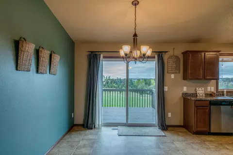 407 90th Ave NE, Bismarck, ND 58503 photo 7