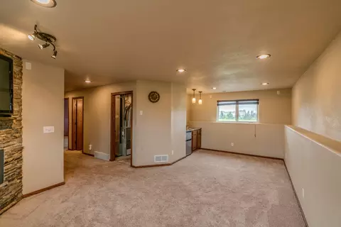 407 90th Ave NE, Bismarck, ND 58503 photo 21