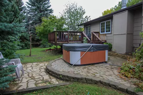 901 E Bristol Dr, Bismarck, ND 58501 photo 7
