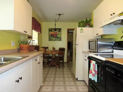 429 County Rd E, Beulah, ND 58523 photo 11